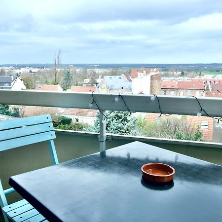 Appart'Hotel Versailles Saint Cyr L'Ecole - Gare Sncf A 100M Et Parking Prive Eksteriør billede