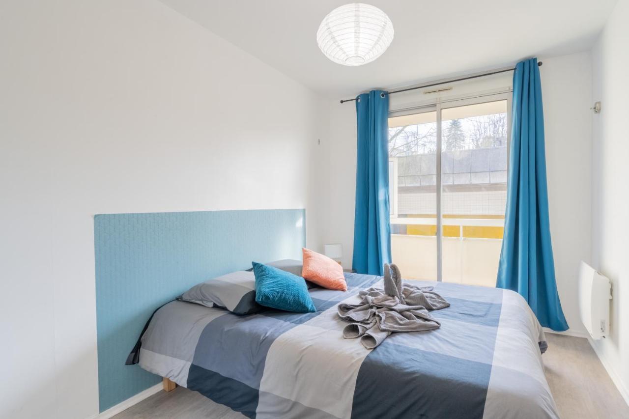 Appart'Hotel Versailles Saint Cyr L'Ecole - Gare Sncf A 100M Et Parking Prive Eksteriør billede