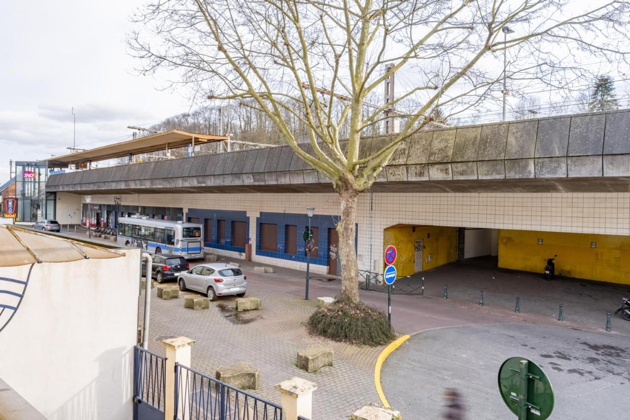 Appart'Hotel Versailles Saint Cyr L'Ecole - Gare Sncf A 100M Et Parking Prive Eksteriør billede